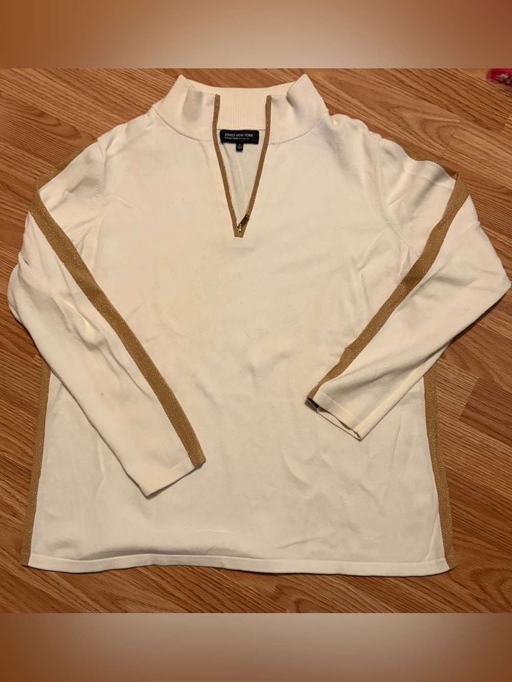 Jones New York Cream Knit Pullover with Gold Stripe Trim